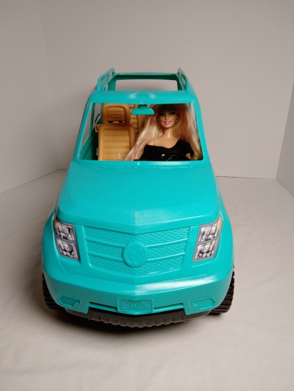 Barbie Turquoise SUV Off-Road Adventure Vehicle 2016. Barbie Figure